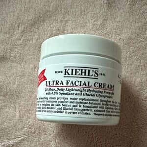 Kiehl's Ultra Facial Cream - White and Black Text
